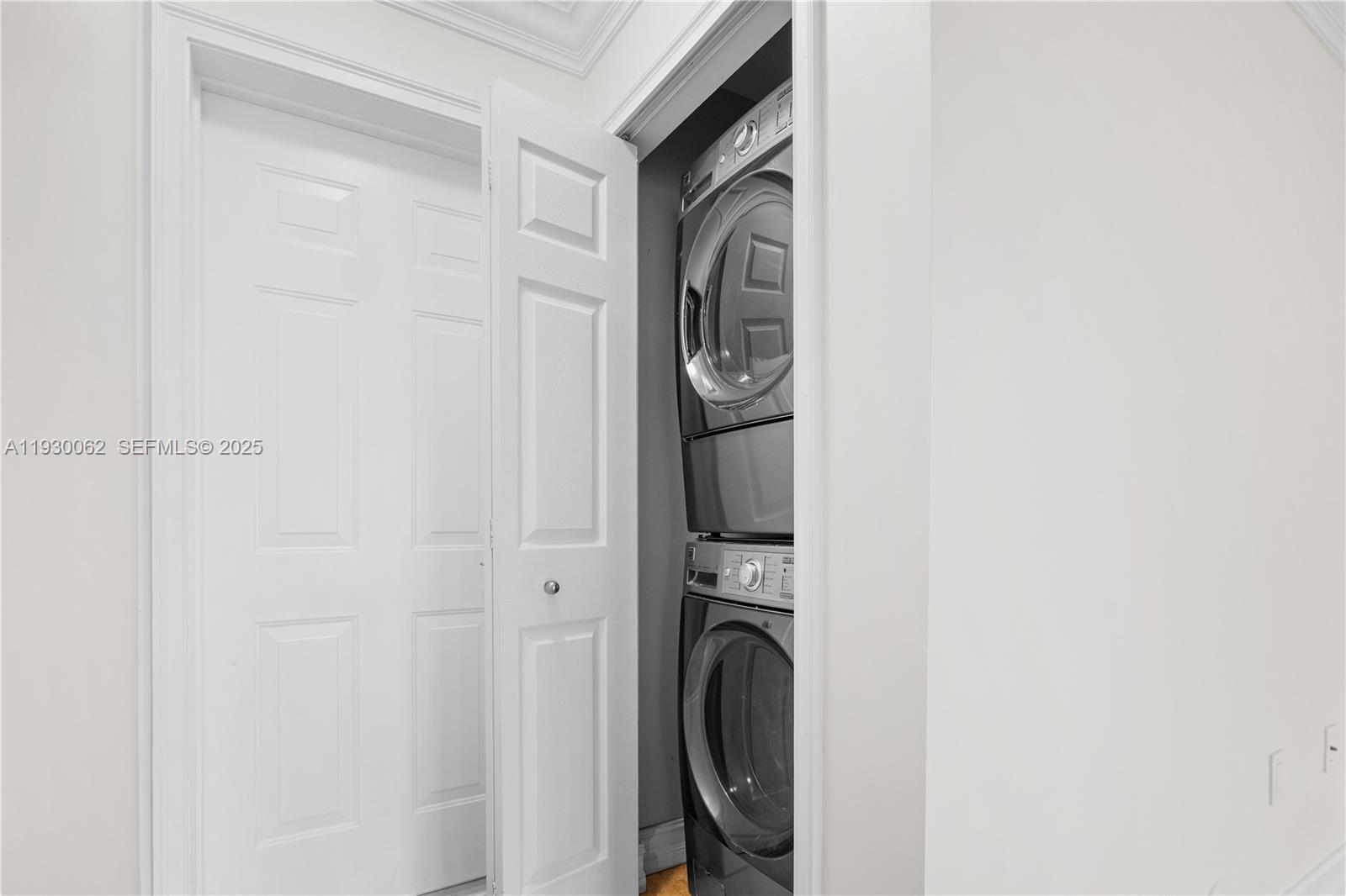 DORAL MEADOWS 1ST ADDN - Residential Lease