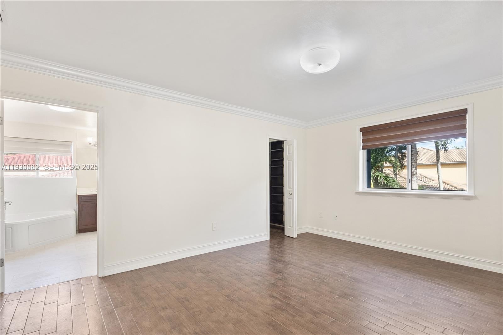 DORAL MEADOWS 1ST ADDN - Residential Lease