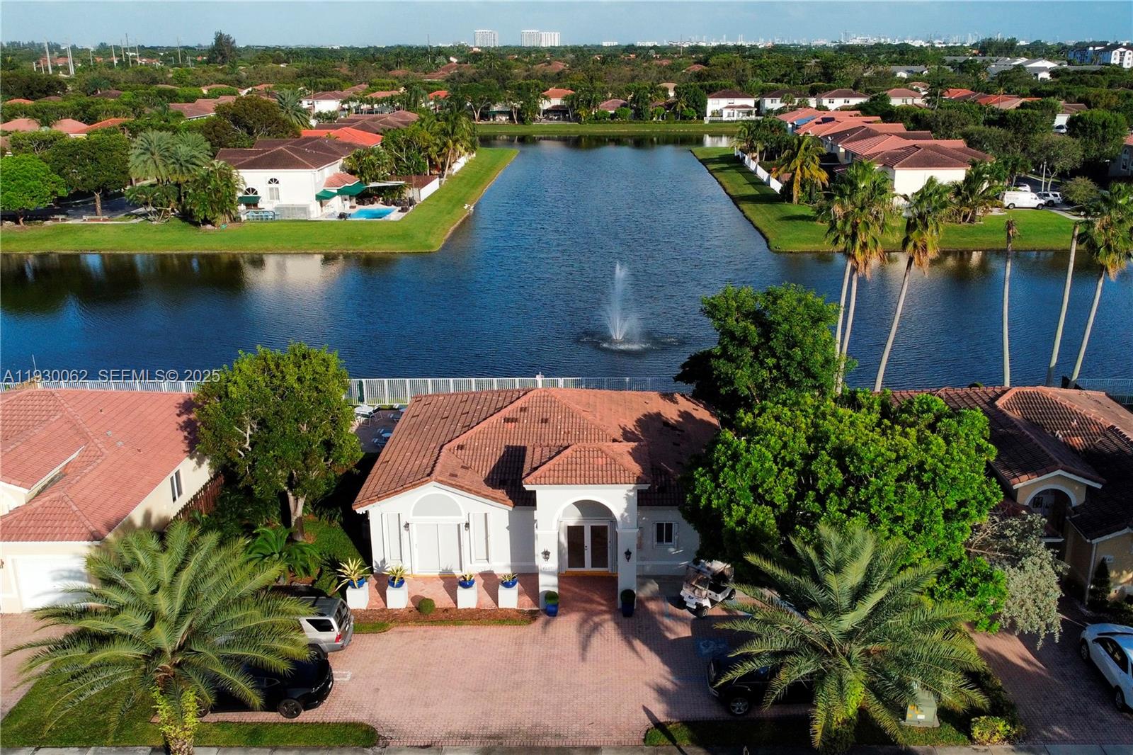 DORAL MEADOWS 1ST ADDN - Residential Lease