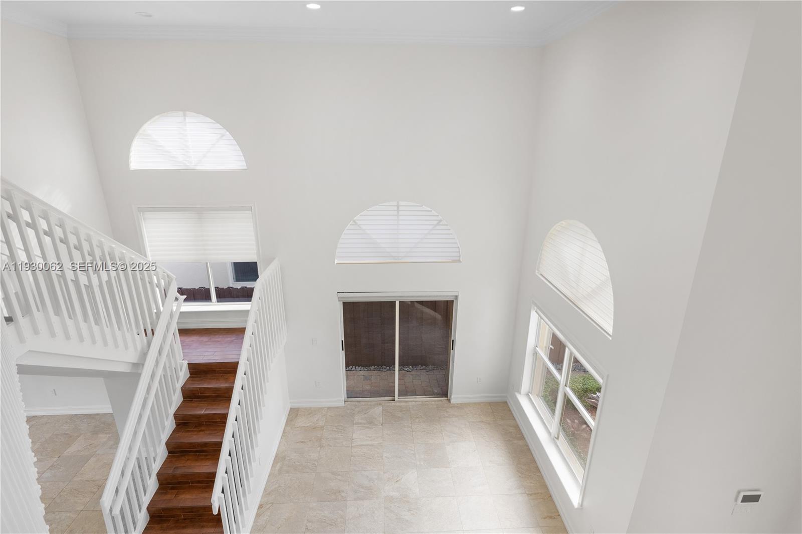 DORAL MEADOWS 1ST ADDN - Residential Lease