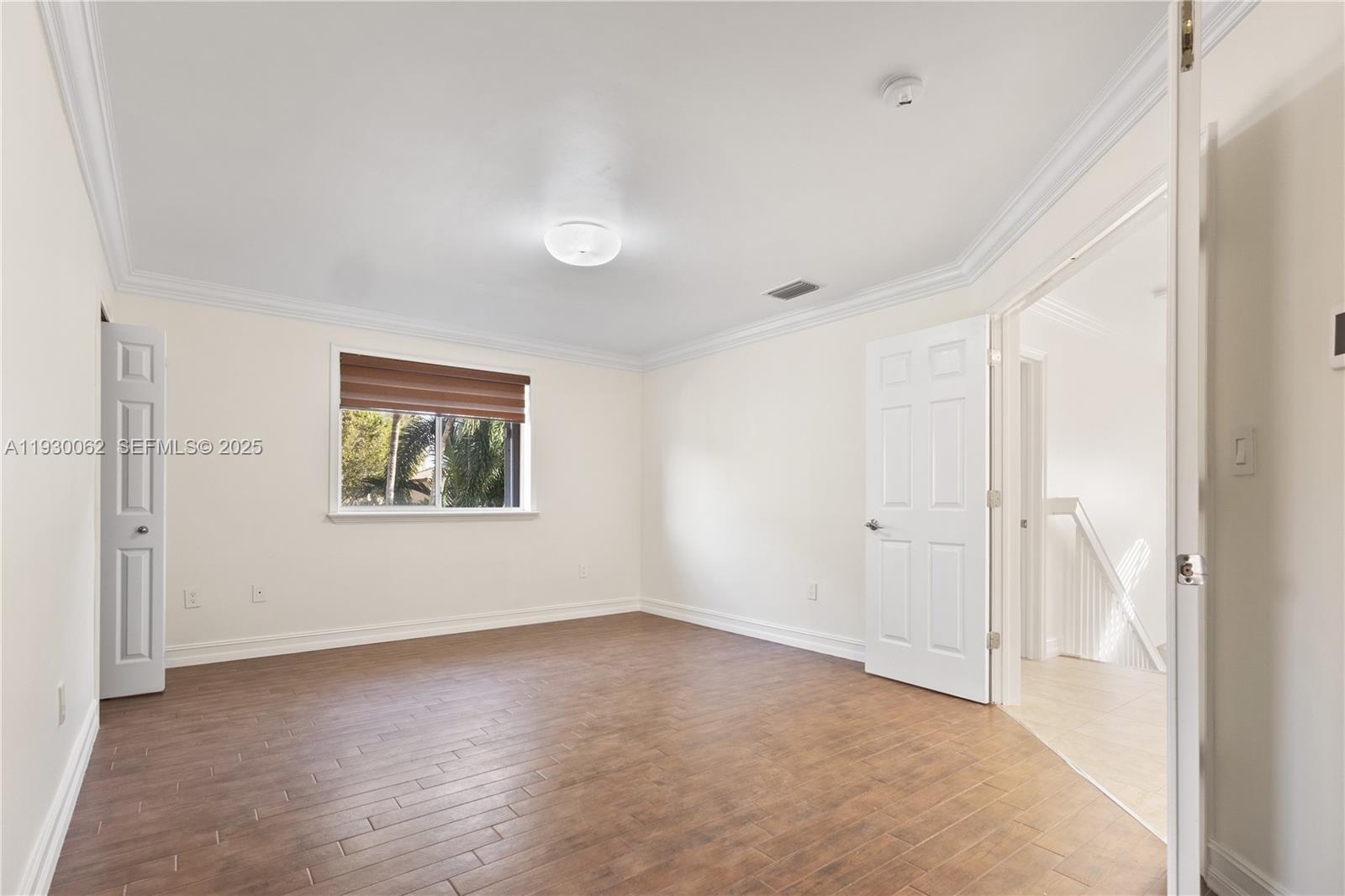 DORAL MEADOWS 1ST ADDN - Residential Lease