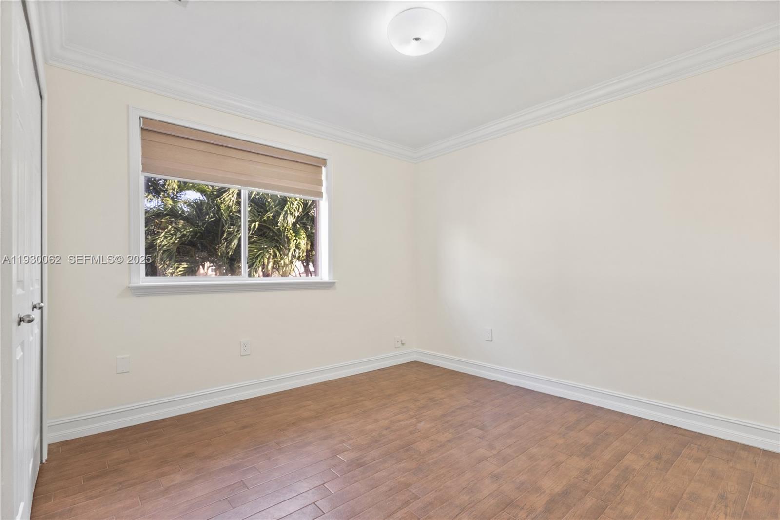 DORAL MEADOWS 1ST ADDN - Residential Lease