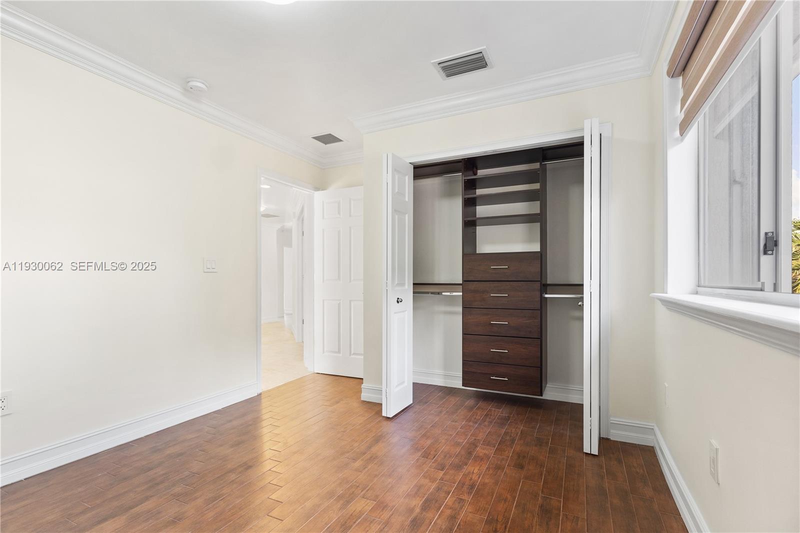 DORAL MEADOWS 1ST ADDN - Residential Lease