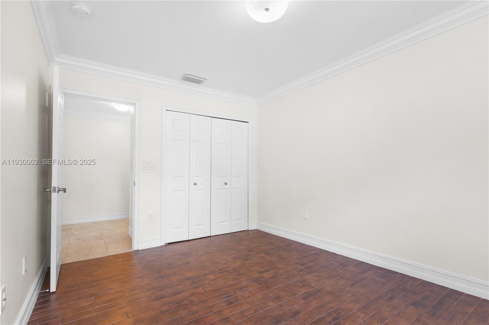 DORAL MEADOWS 1ST ADDN - Residential Lease