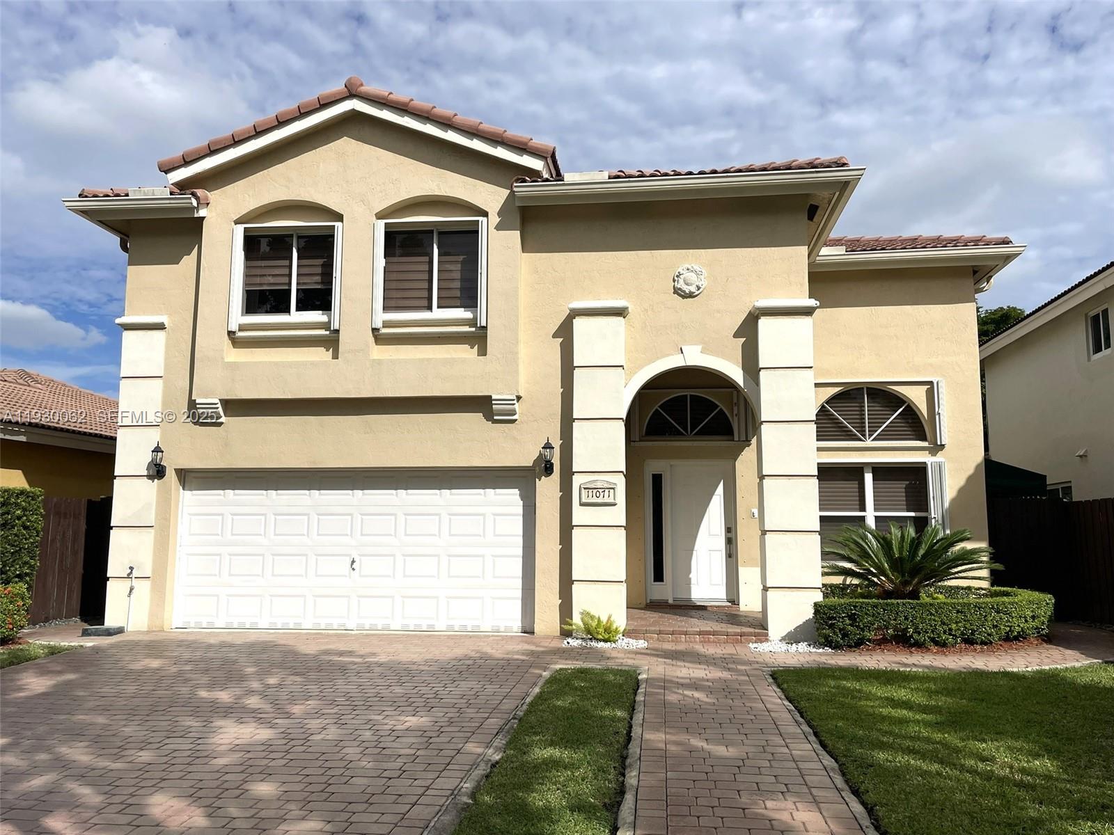DORAL MEADOWS 1ST ADDN - Residential Lease