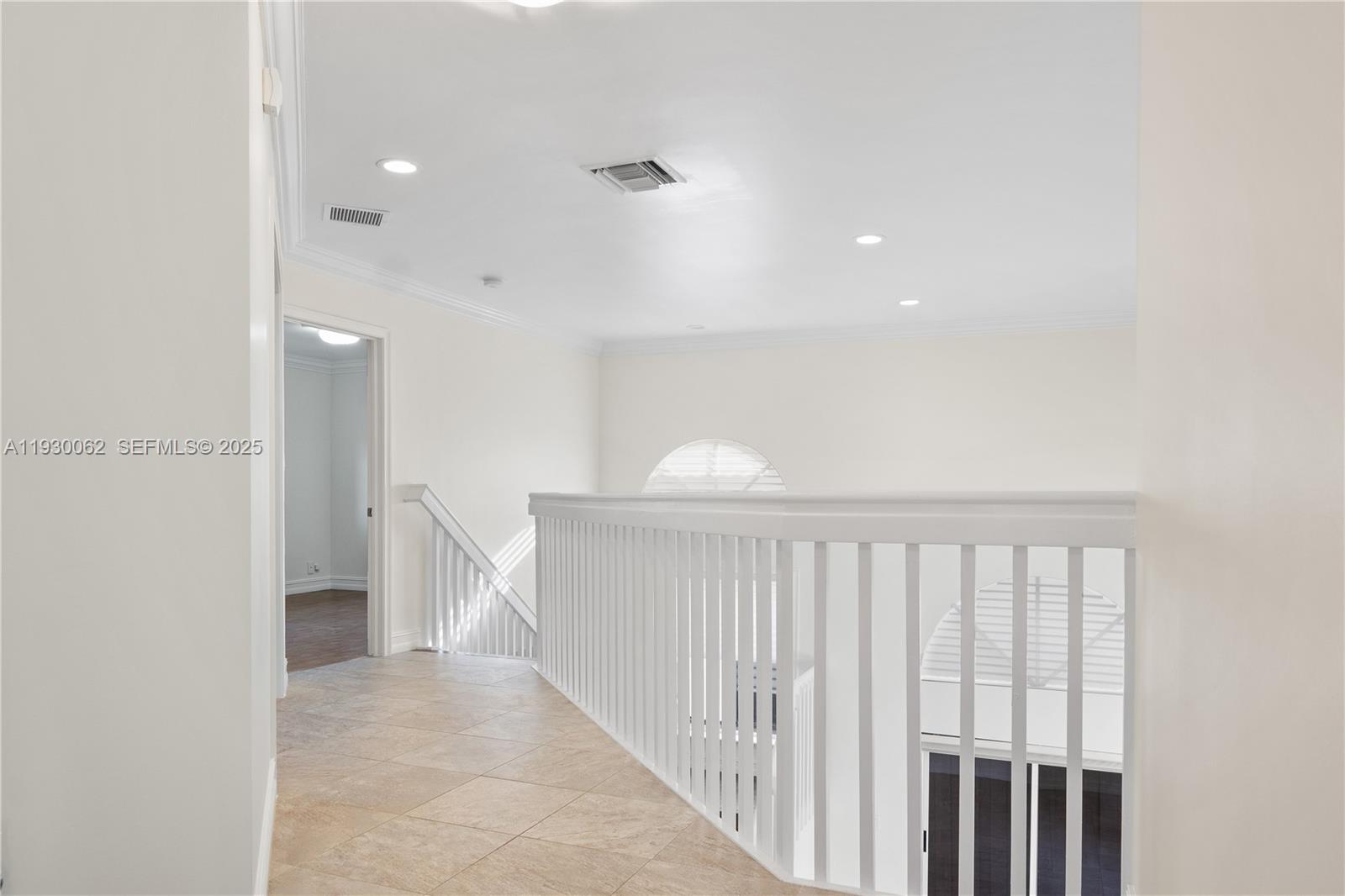 DORAL MEADOWS 1ST ADDN - Residential Lease