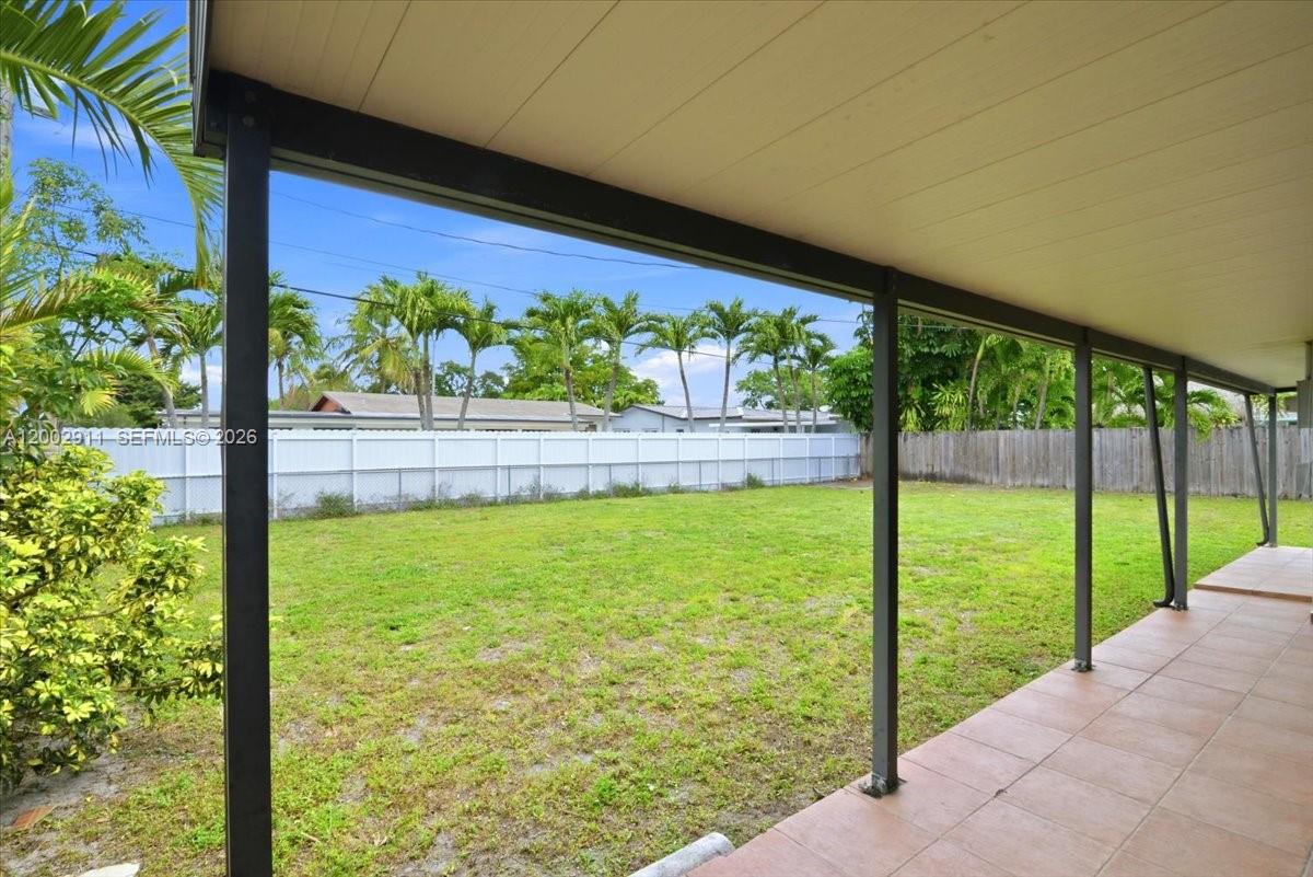 HIALEAH ESTATES - Residential