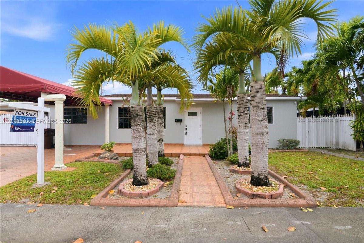 HIALEAH ESTATES - Residential