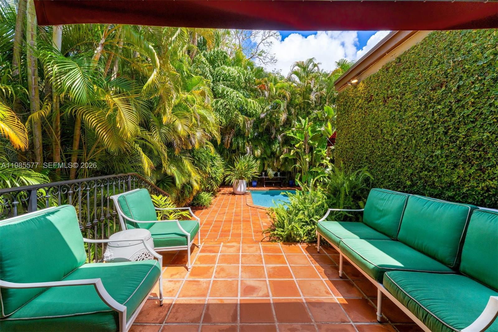 CORAL GABLES SEC B - Residential