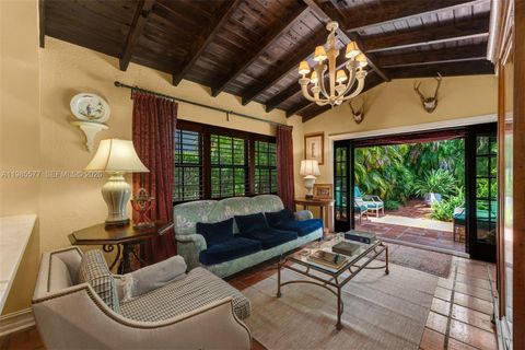 Tiny photo for 737 Majorca Ave, Coral Gables, FL 33134 (MLS # A11985577)