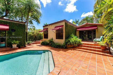Tiny photo for 737 Majorca Ave, Coral Gables, FL 33134 (MLS # A11985577)