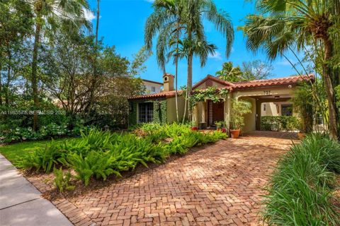 Photo of 737 Majorca Ave, Coral Gables, FL 33134 (MLS # A11985577)