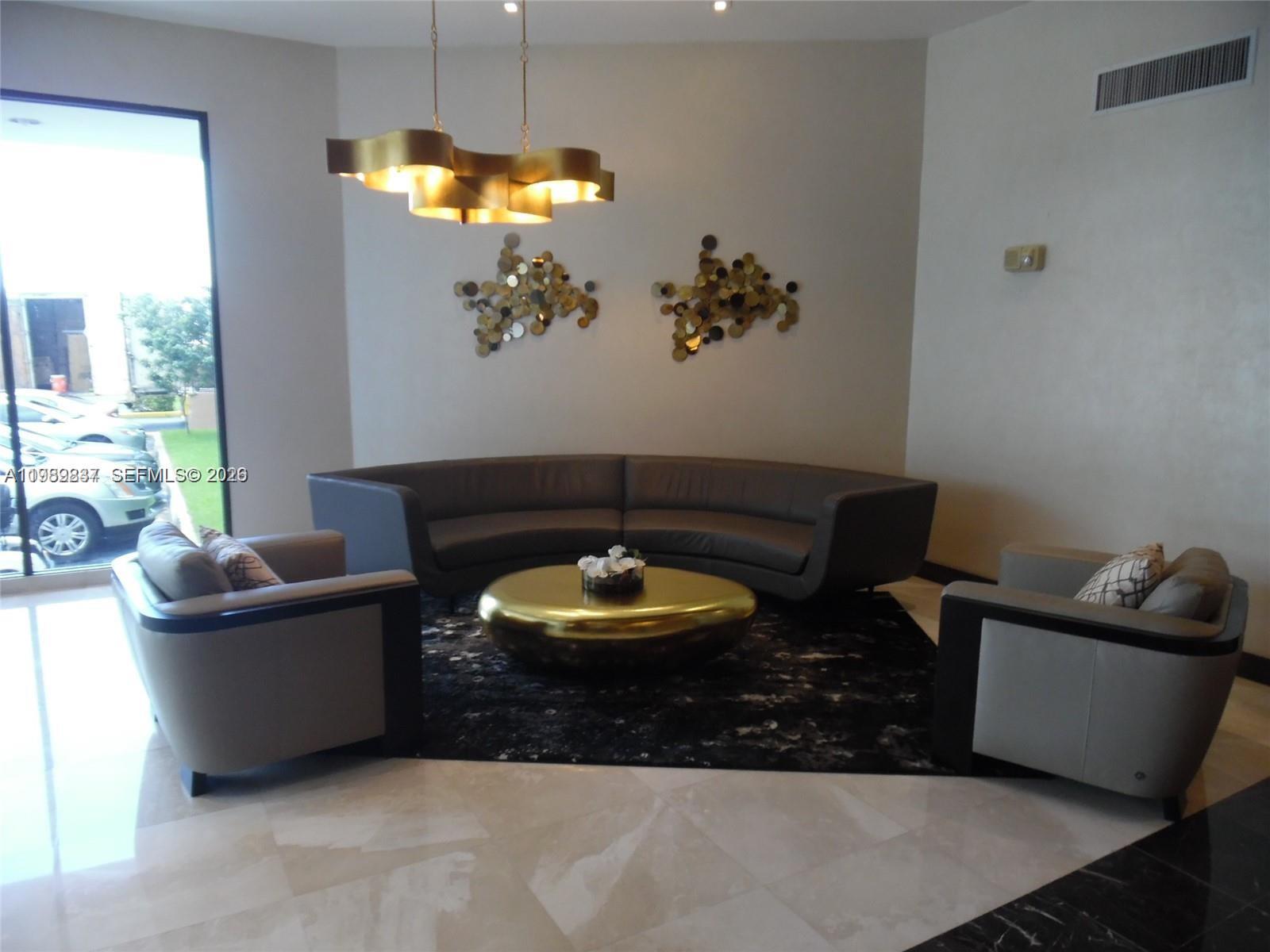 20515 E Country Club Dr 246