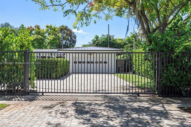 SCHENLEY PARK SEC 2 - Residential Lease