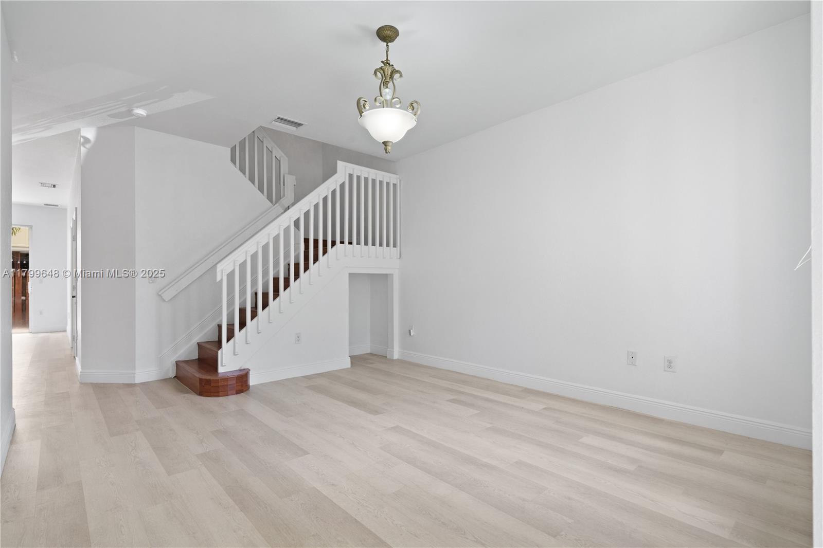 VILLAGE WALK II - Residential