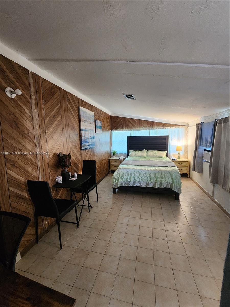 IVES ESTATES SEC 1 - Residential Lease