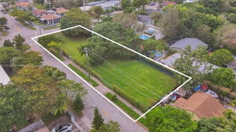 4100 NW 1st Ave Miami FL 33127