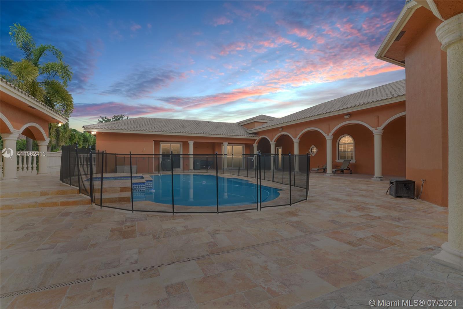 PINE MEADOW ESTATES - Residential