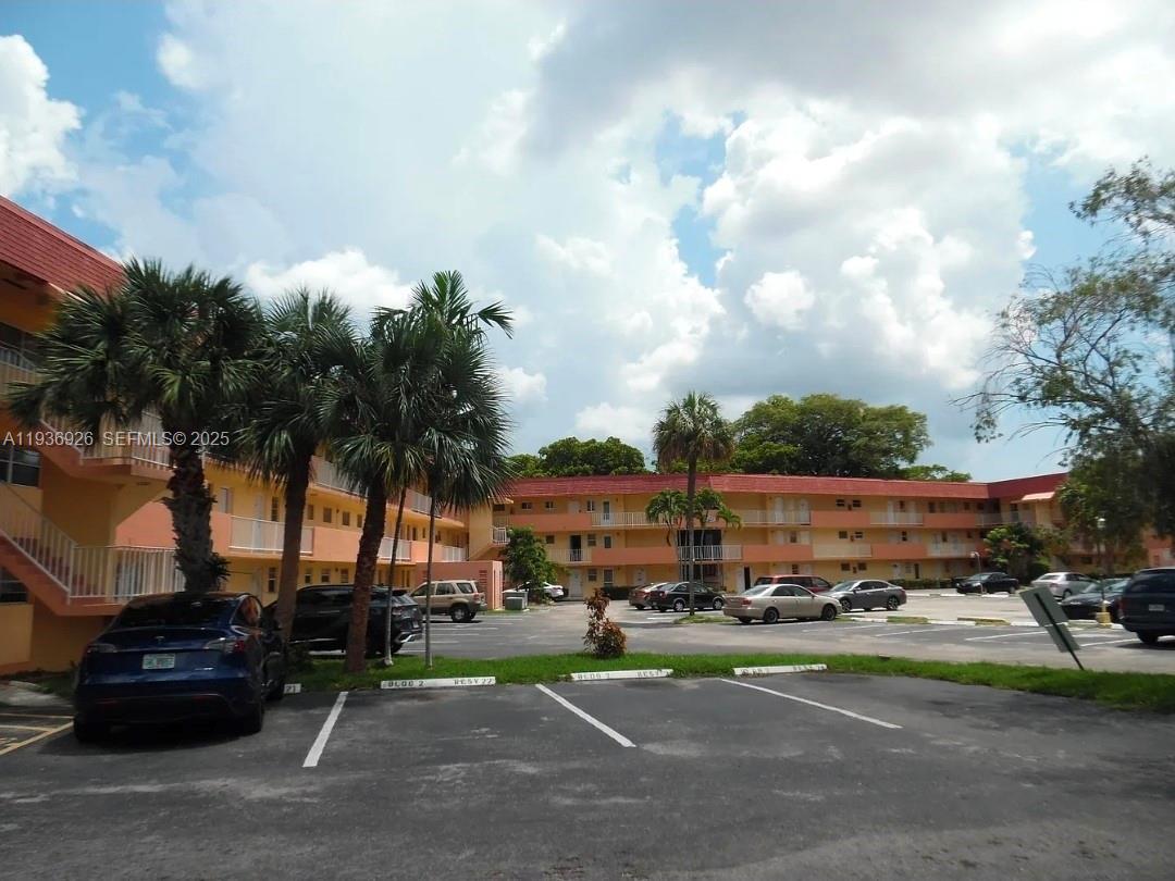 SECOND HORIZONS CONDO - Residential