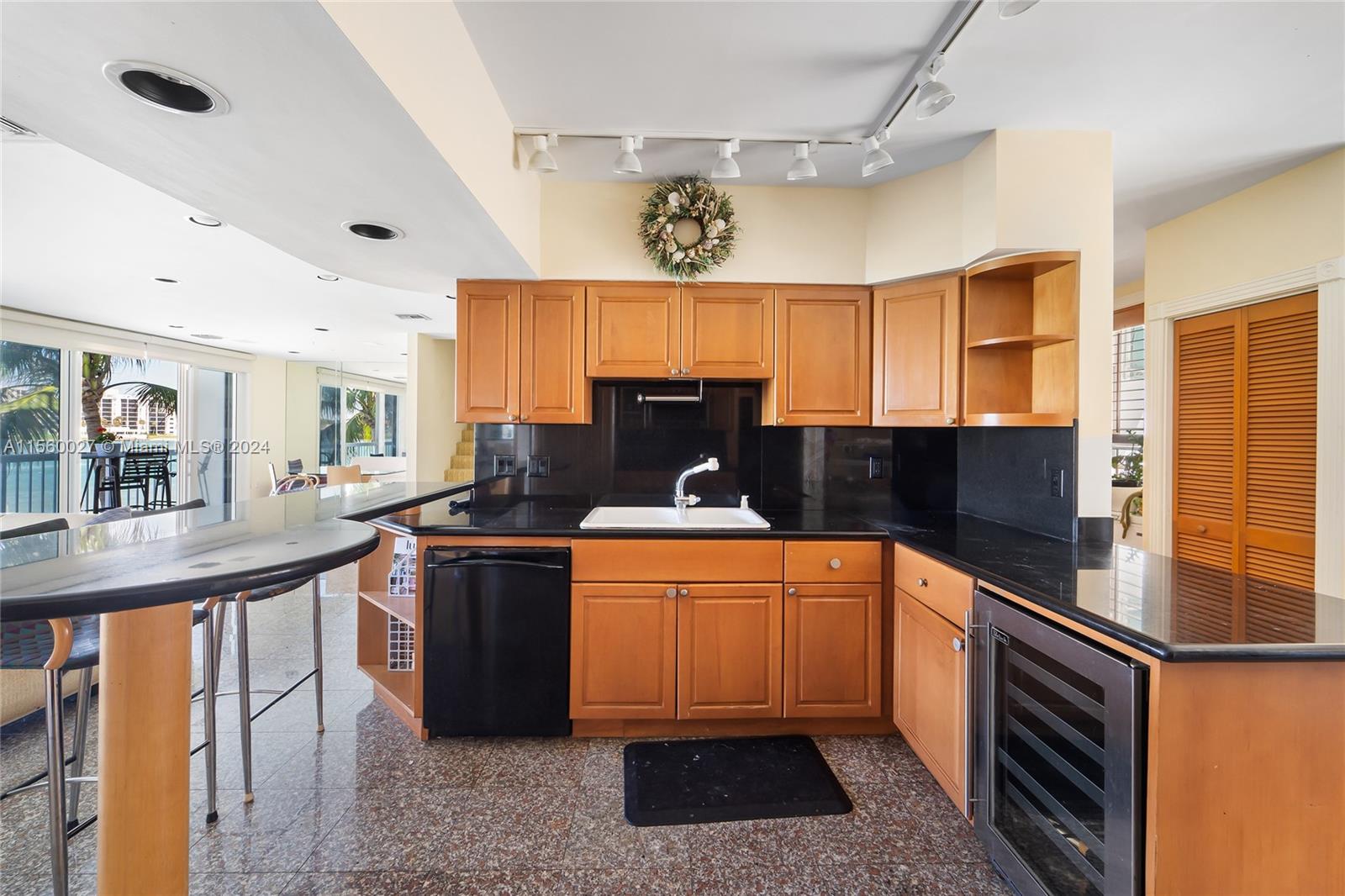 GOMEZ GRANT - Residential