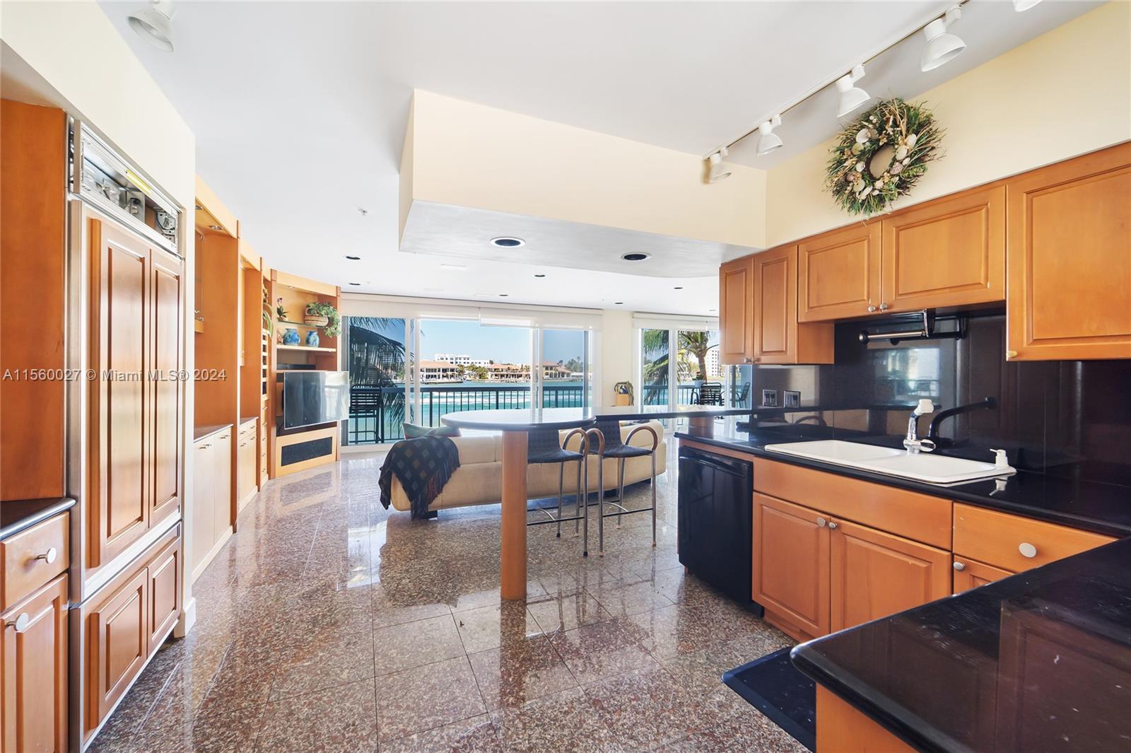 GOMEZ GRANT - Residential