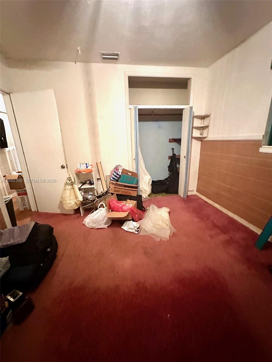 PALMLAND ESTATES 1ST ADDN - Residential