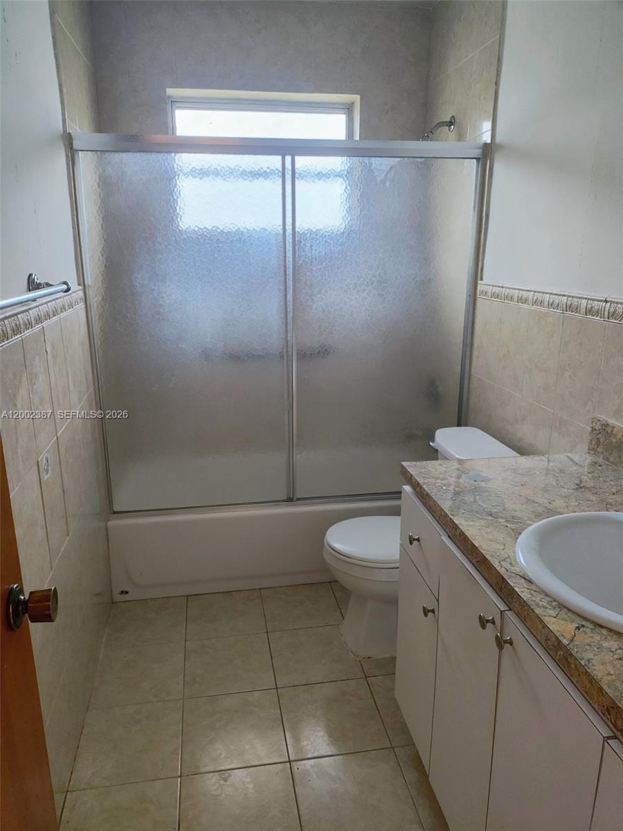 TAMIAMI HIGHLANDS - Residential Lease