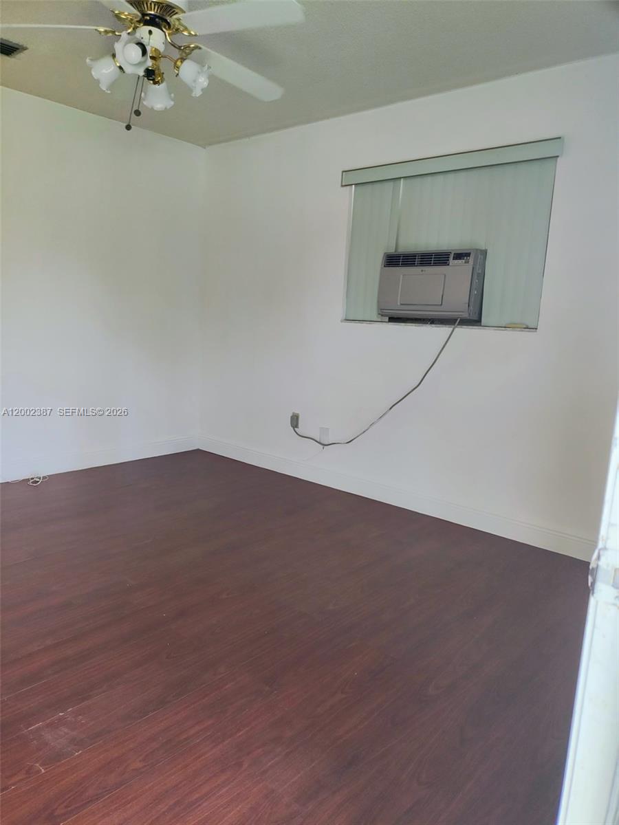 TAMIAMI HIGHLANDS - Residential Lease