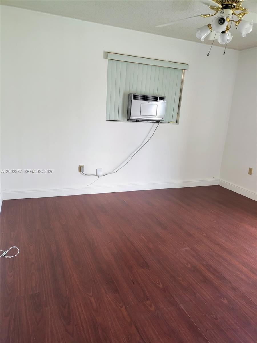 TAMIAMI HIGHLANDS - Residential Lease