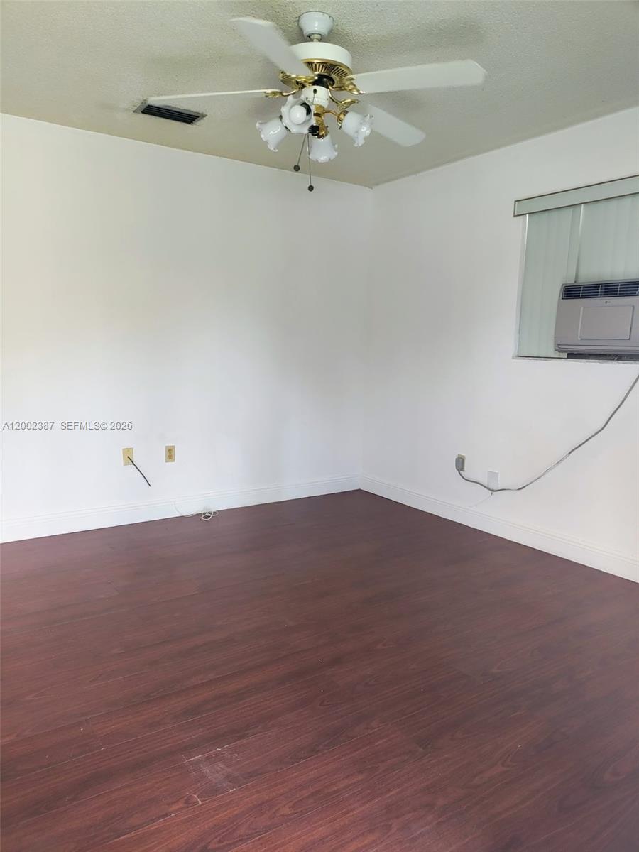 TAMIAMI HIGHLANDS - Residential Lease