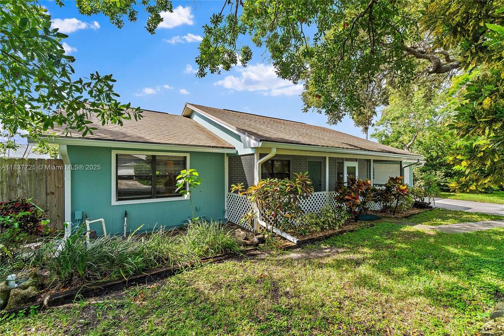 Photo of 2044 NE 24th St, Jensen Beach, FL 34957 (MLS # A11837725)