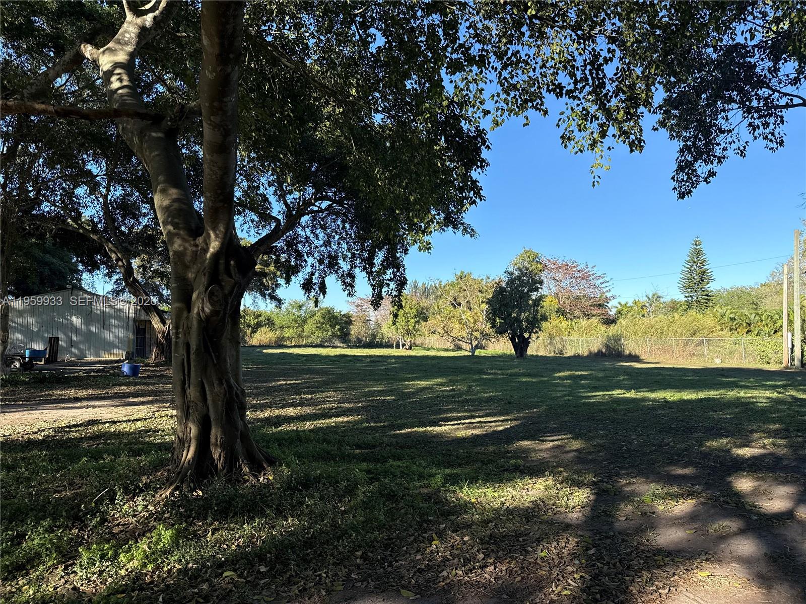 REDLANDS - Residential