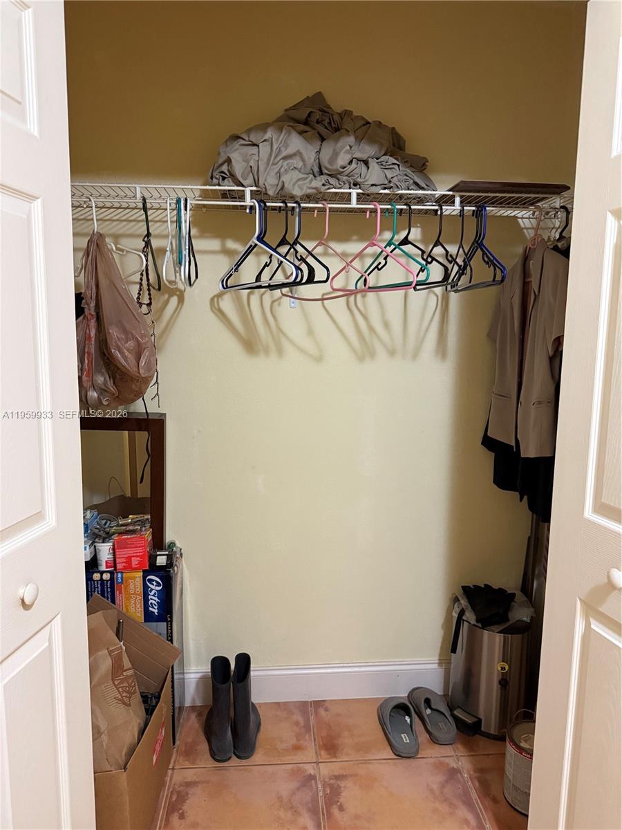 REDLANDS - Residential