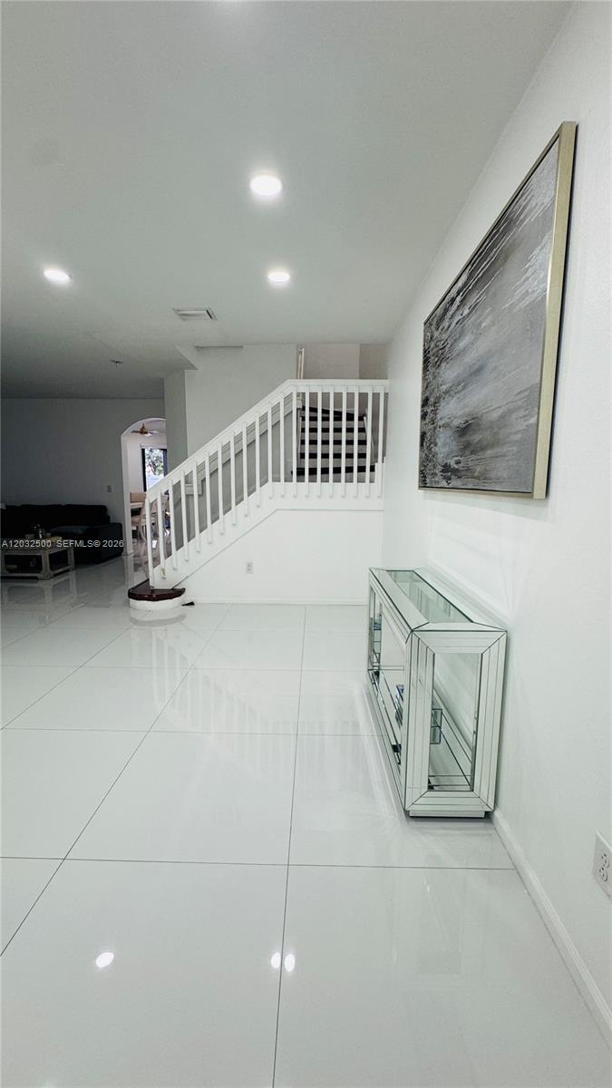 3355 W 90th Ter