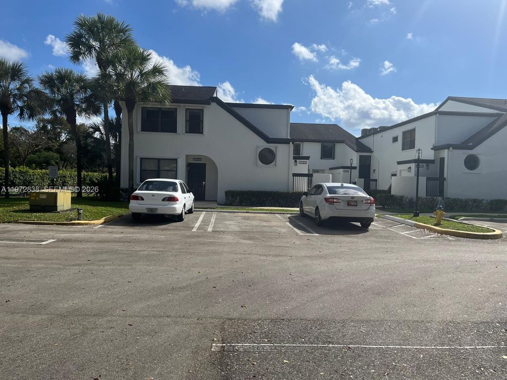 Photo of 11202 Taft St #11202, Pembroke Pines, FL 33026 (MLS # A11972838)
