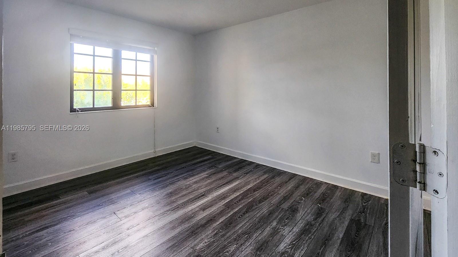 CHAMPION LAKES - Residential Lease