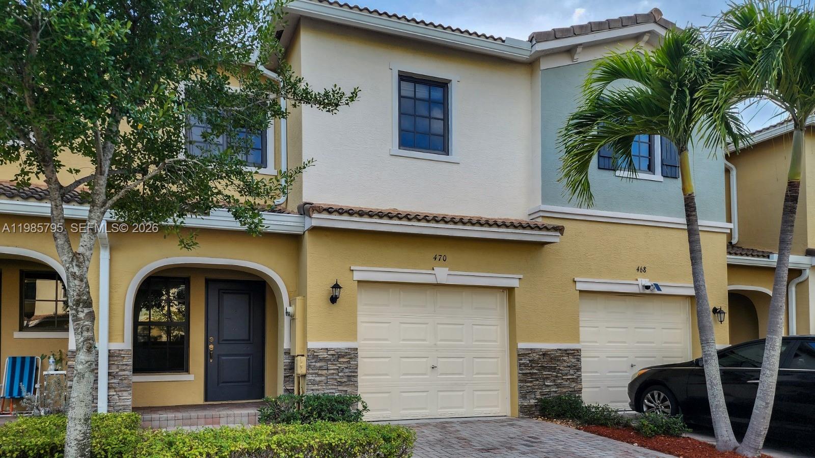 CHAMPION LAKES - Residential Lease