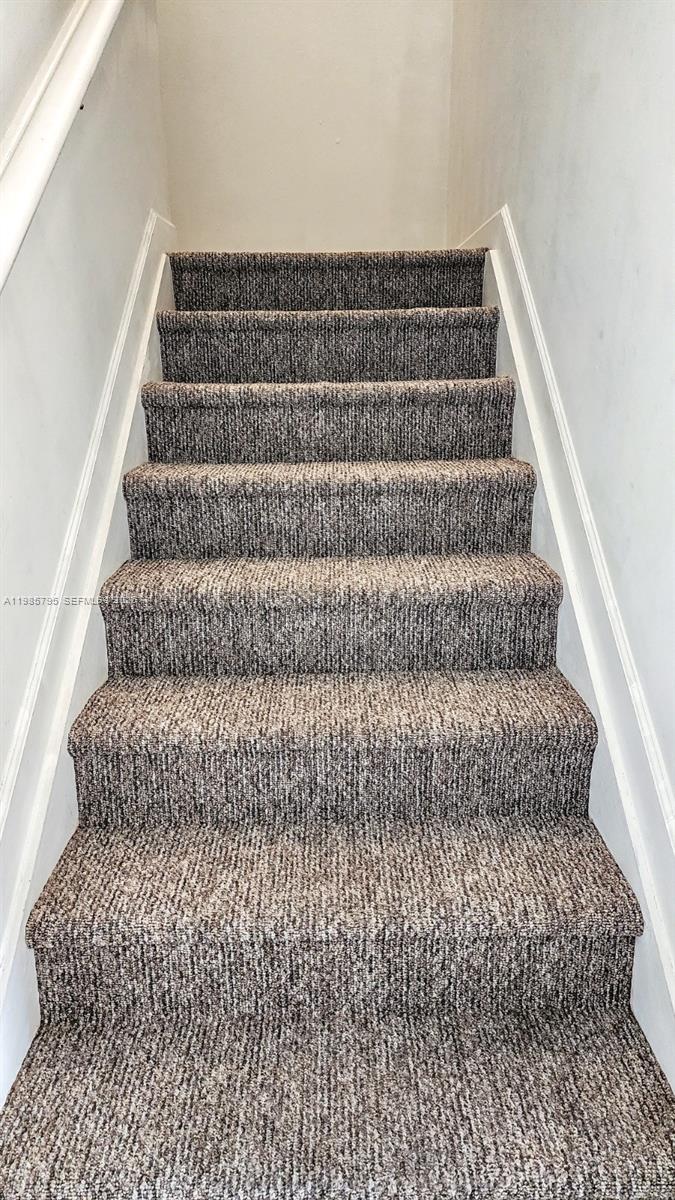 CHAMPION LAKES - Residential Lease