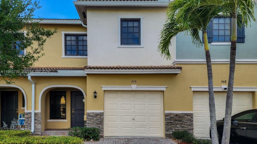 Beautiful and spacious townhouse located in the gated community of Adventure Isles. The unit features ceramic and wood flooring, and a kitchen with cabinets. The community offers 4 playgrounds, a community pool, tennis courts, and scenic walking paths throughout. Open spaces, a dog park, and internal lakes. Move-in ready!!