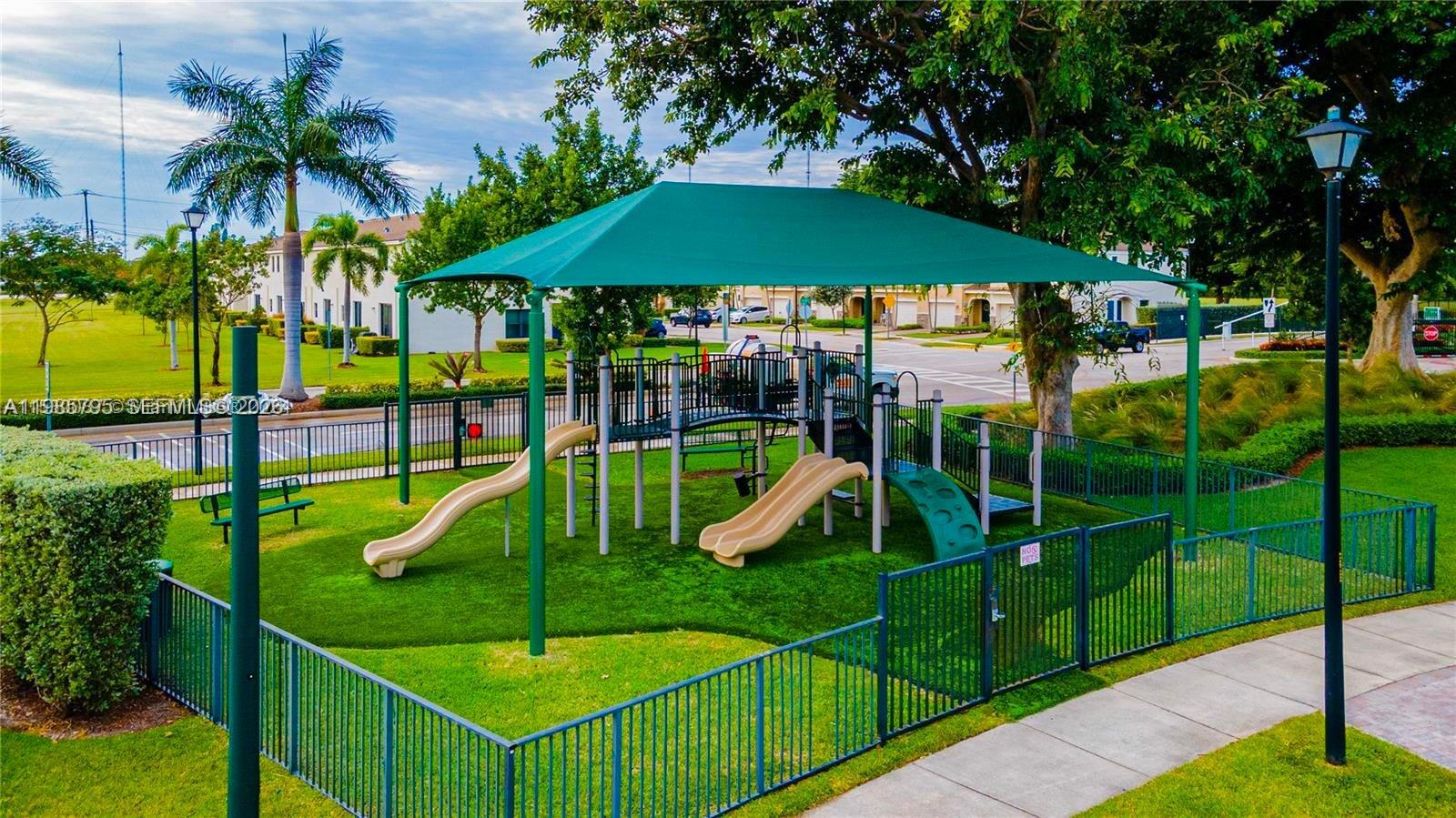 CHAMPION LAKES - Residential Lease