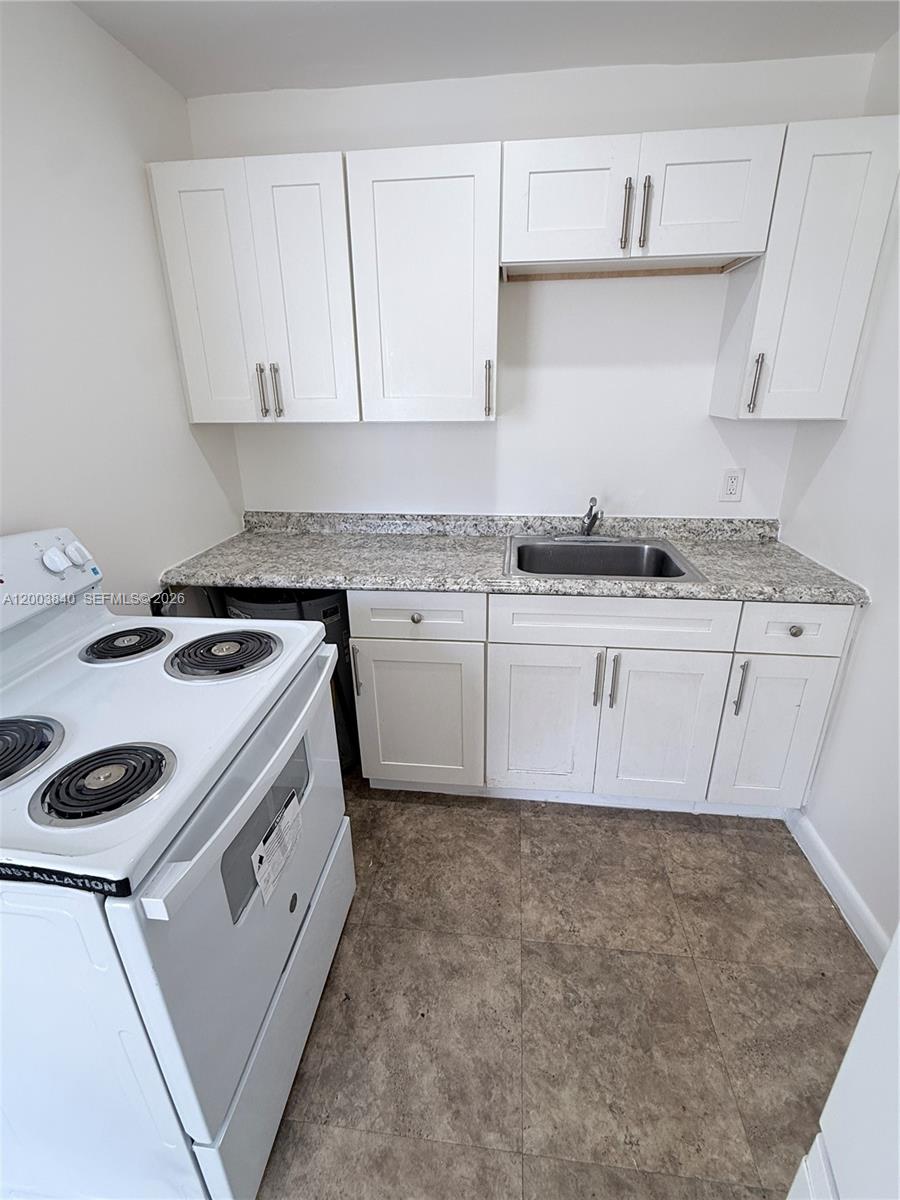 801 N H St 1 - Image 1