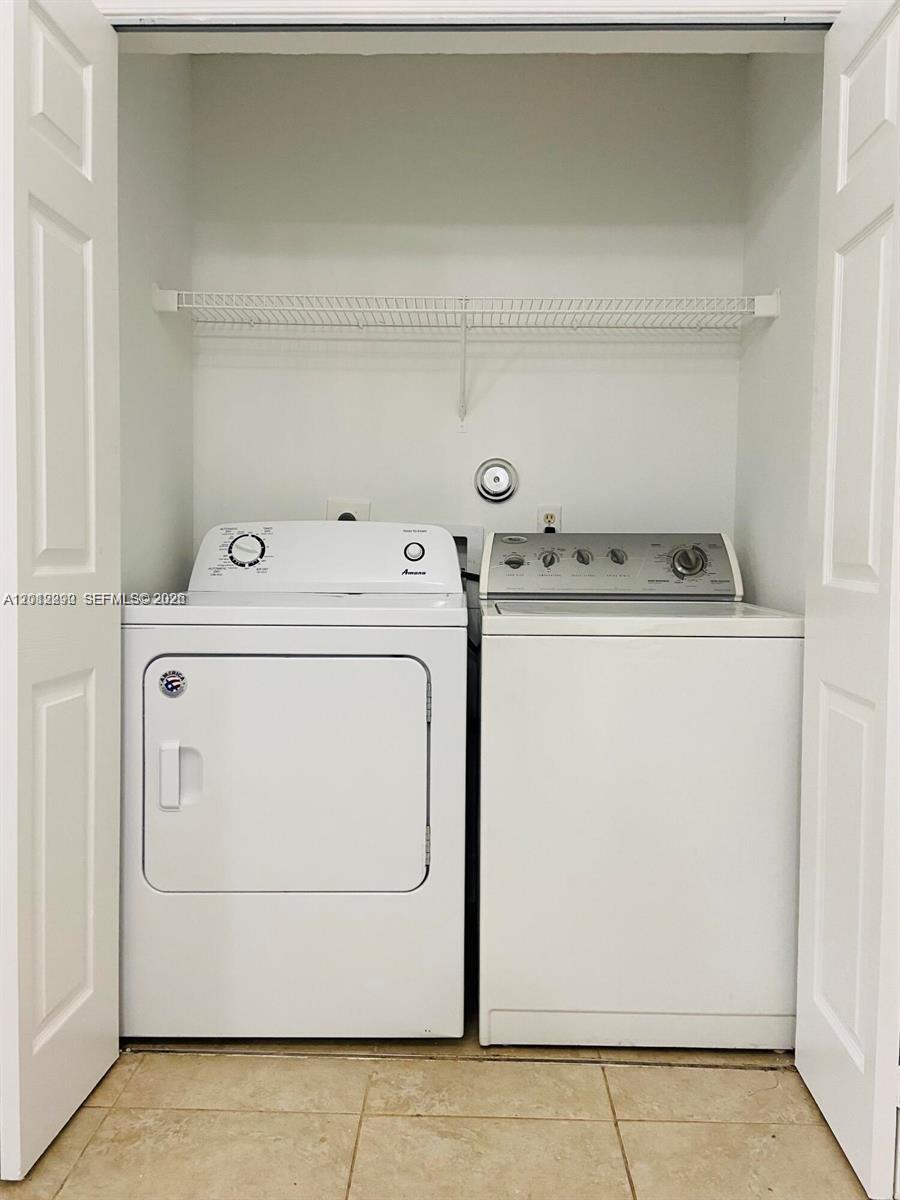 PARK PLACE TOWNHOMES - Residential Lease