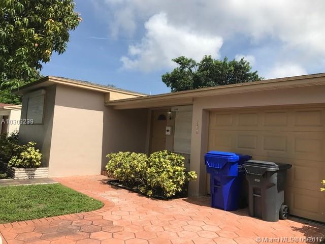 HOLLYWOOD LITTLE RANCHES - Residential Lease