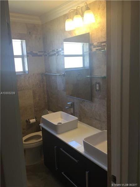 HOLLYWOOD LITTLE RANCHES - Residential Lease