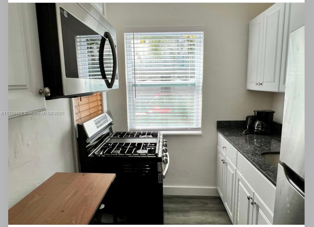 HAYNSWORTH VILLAGE - Residential