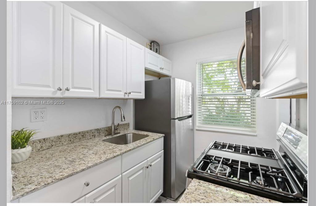 HAYNSWORTH VILLAGE - Residential