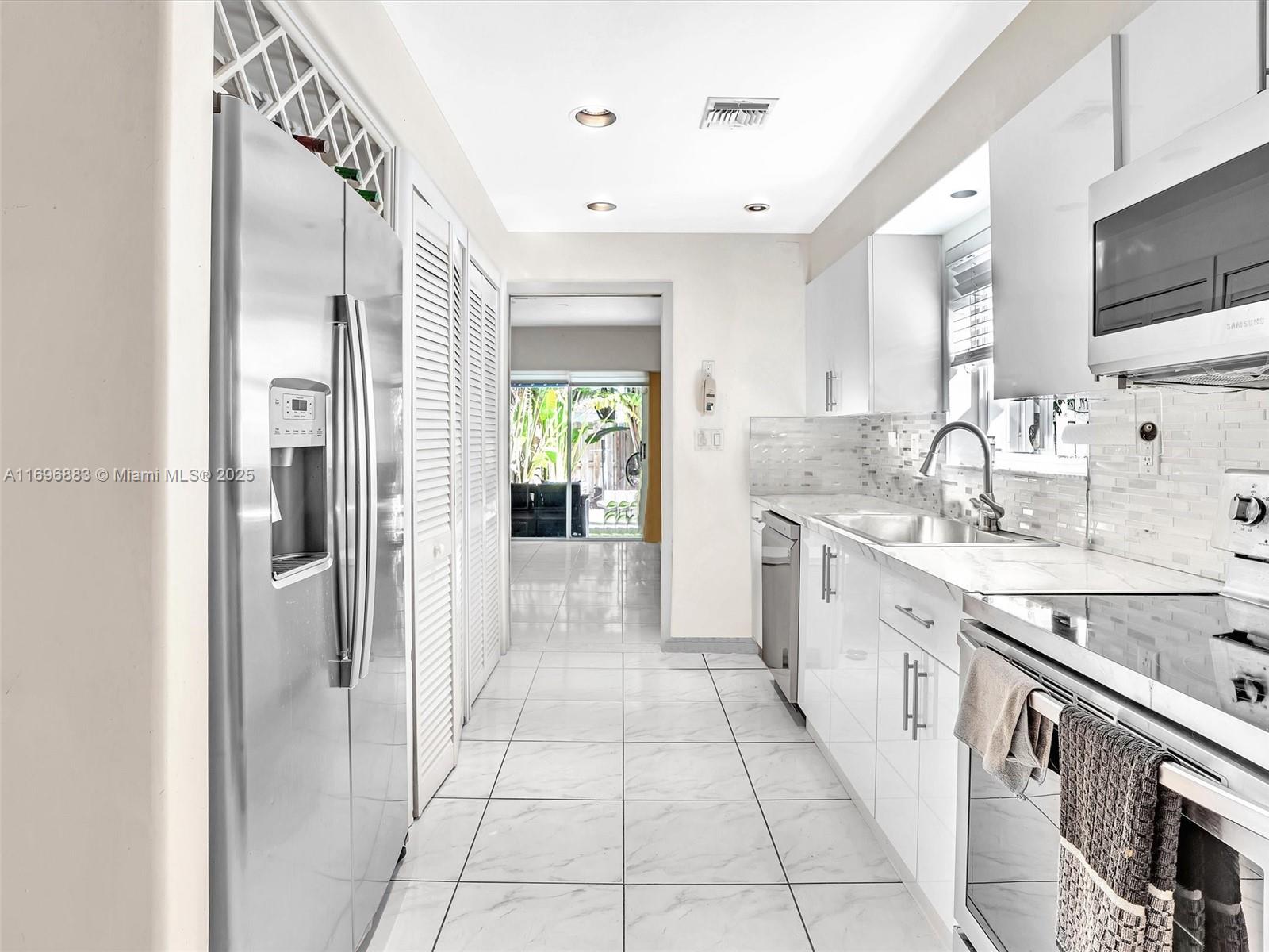 SAN SIMEON HOMES - Residential