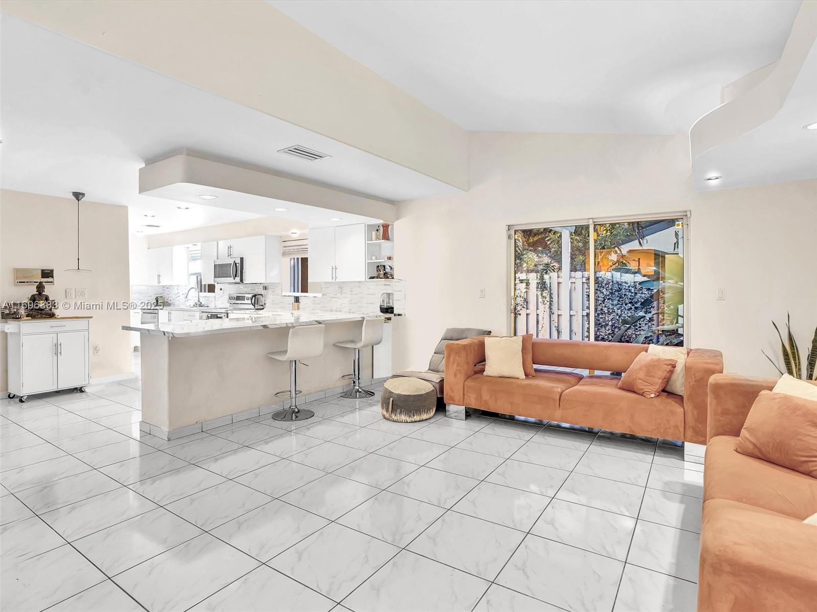 SAN SIMEON HOMES - Residential