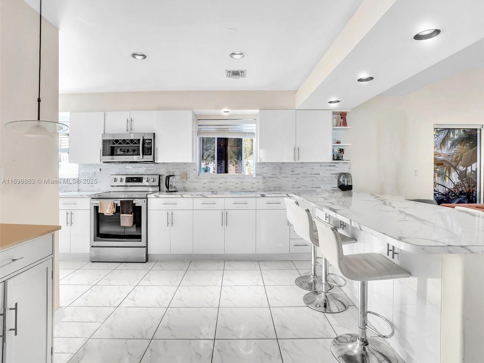SAN SIMEON HOMES - Residential