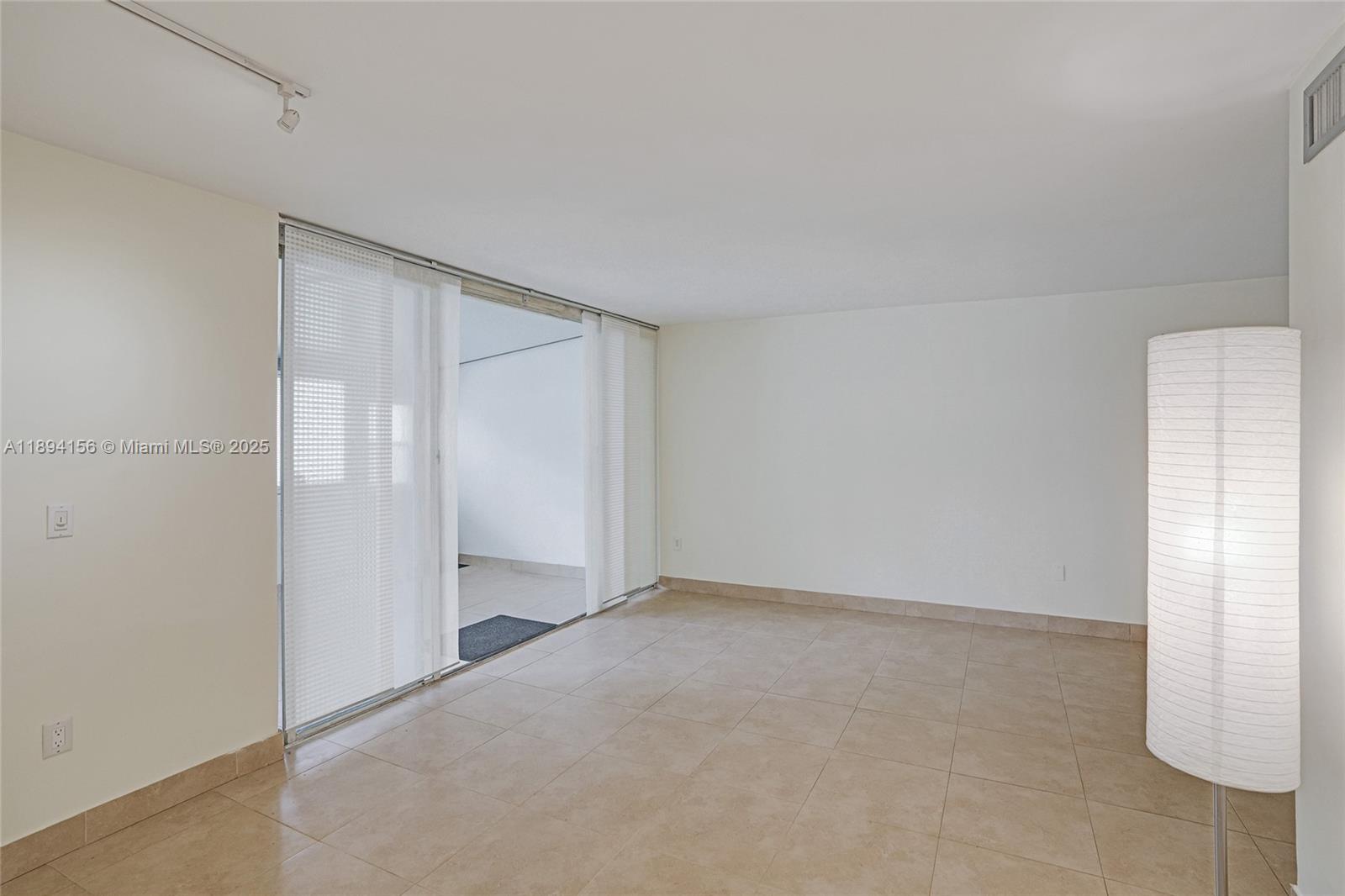 VILLA DORADA CONDO NO 1 - Residential